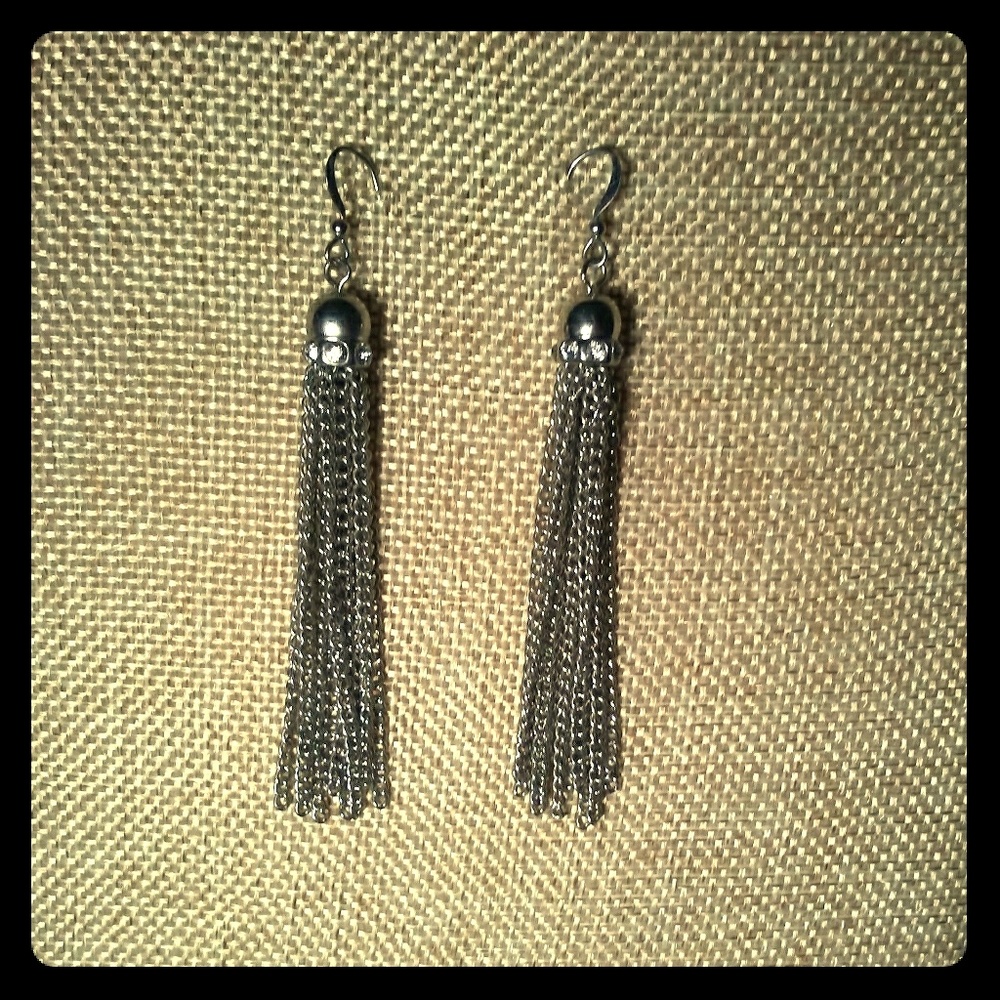 Silver chain tassel earnings